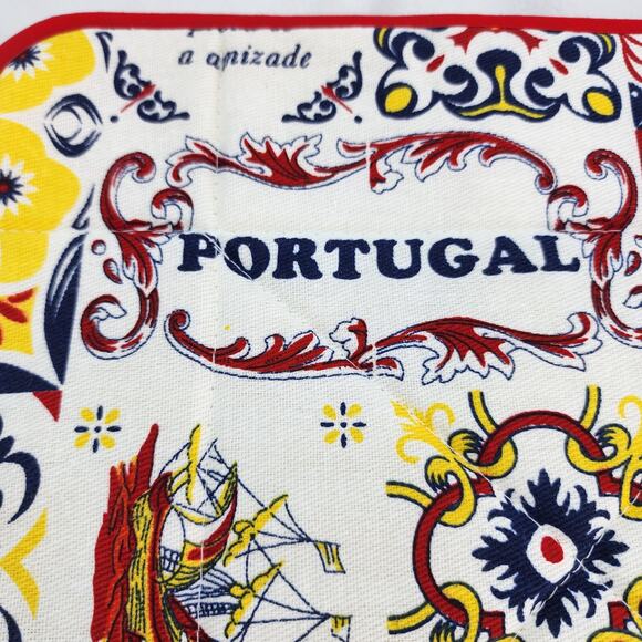 Vintage 90s Portugal Quilted Casserole Caddy Carrier 13x13 Cotton Tie Bakeware - Picture 5 of 12